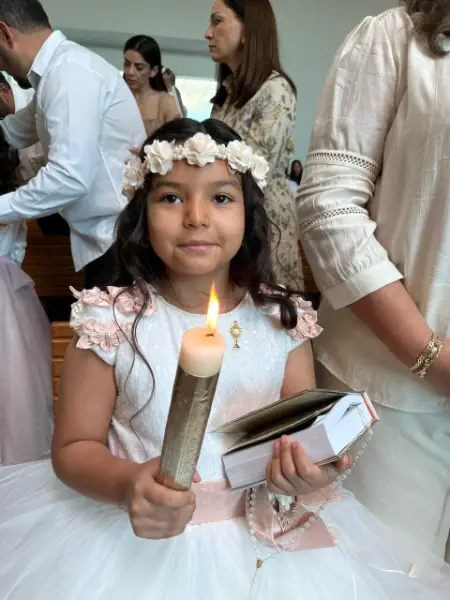 Un paso de fe que transforma corazones: Así vivimos la Ceremonia de Primeras Comuniones Andes.