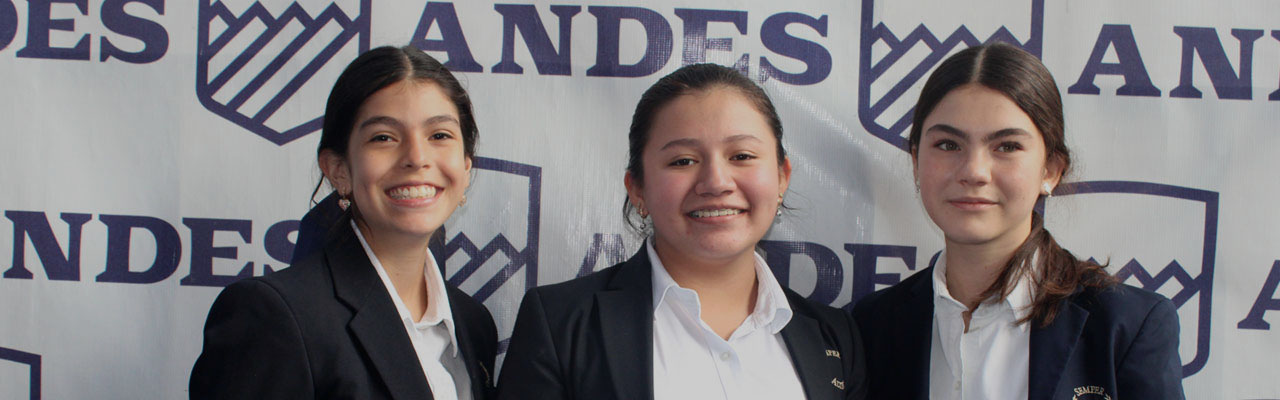 Alumnas de Andes Tuxtla